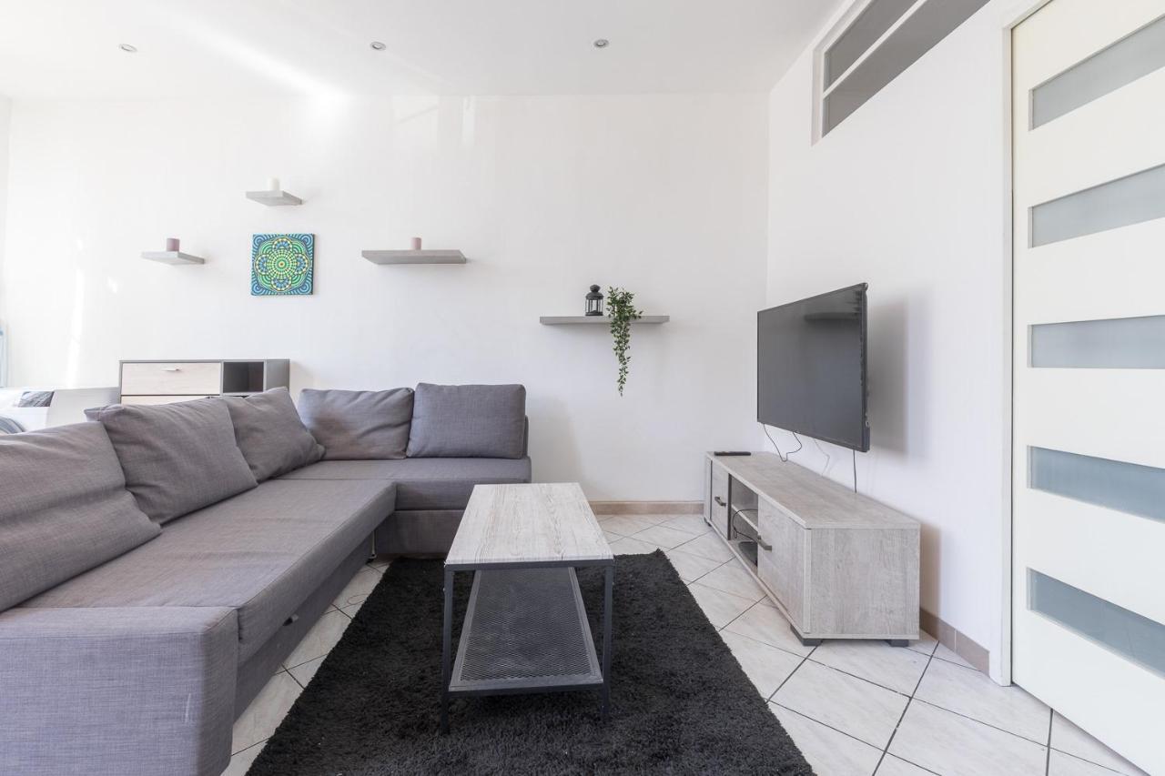 Ideally Placed To Visit Toulon + Bright Flat - Idealement Place Pour Visiter Toulon + Lumineux Екстериор снимка